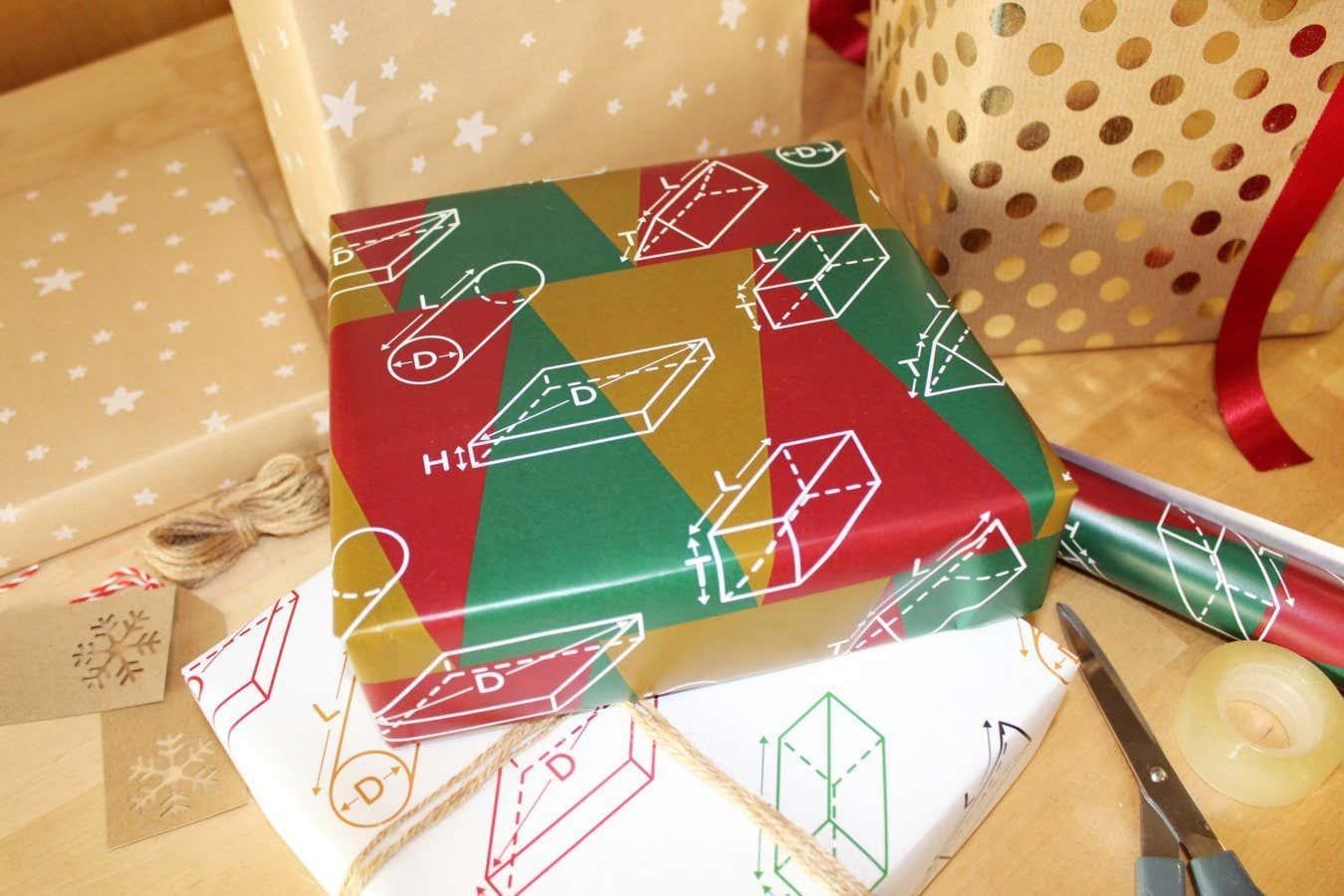 How To Perfectly Wrap Gifts Of All Shapes And Sizes Using Maths